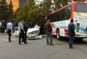 Bakıda avtobus qəzası: 6 nəfər yaralanıb