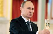       Paris-Berlin konfliktinə baxan Putin şampan partladır    - Almaniya saytı   
