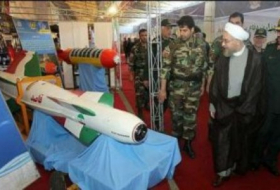 İran yeni raketlərini nümayiş etdirdi